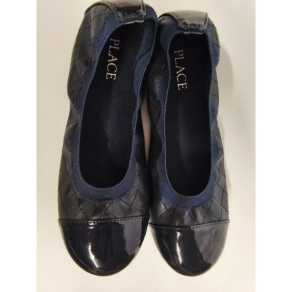 Children's Place Navy Blue ballet flats size 2‎ in excellent condition